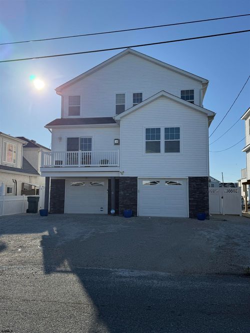 51 S Spinnaker Dr, LITTLE EGG HARBOR TWP, NJ, 08087-1523 | Card Image