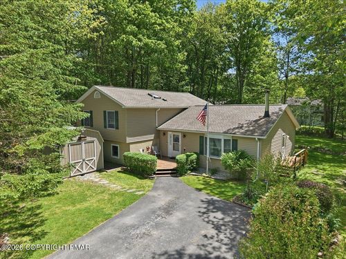 4142 Romeo Rd, Tobyhanna, PA, 18466-8262 | Card Image