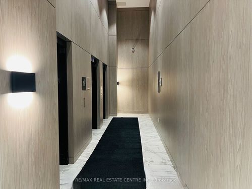 1902-15 Wellington St S, Kitchener, ON, N2G0E4 | Card Image