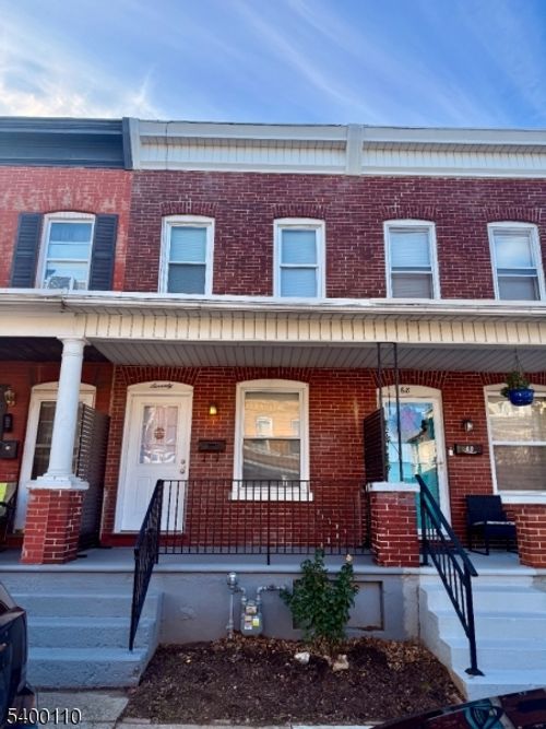 70 Schultz Ave, Phillipsburg, NJ, 08865-2462 | Card Image