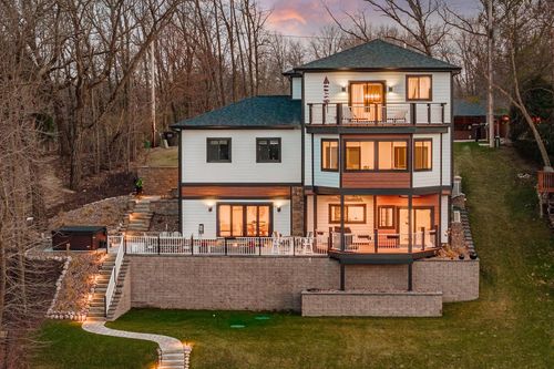 W5702 North Drive, La Grange, WI, 53121 | Card Image