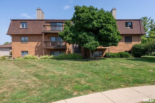 apt-10-4190 Mallard Ct, Bettendorf, IA, 52722-2295 | Card Image