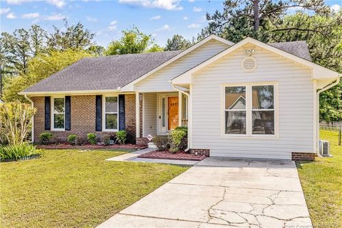 6837 Woodmark Dr, Fayetteville, NC, 28314-6458 | Card Image