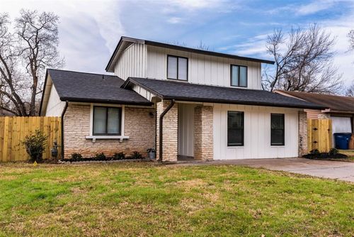 6201 Parliament Dr, Austin, TX, 78724-5327 | Card Image