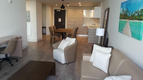 n229-777 N Ocean Dr, Hollywood, FL, 33019-1206 | Card Image