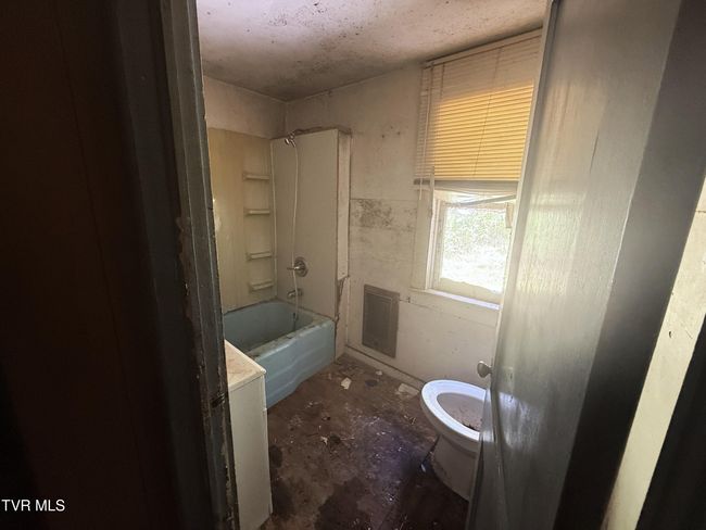 1340 Ryan Rd, House other with 2 bedrooms, 1 bathrooms and null parking in Fall Branch TN | Image 12