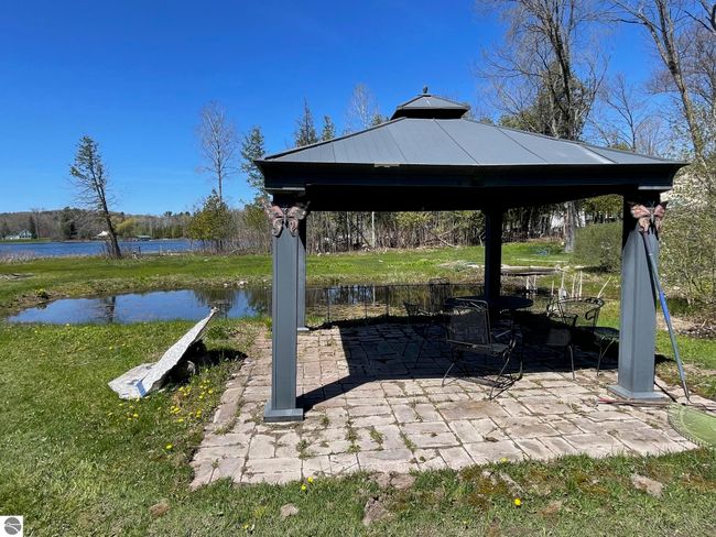 9690 Lake St, House other with 4 bedrooms, 2 bathrooms and null parking in Ellsworth MI | Image 9