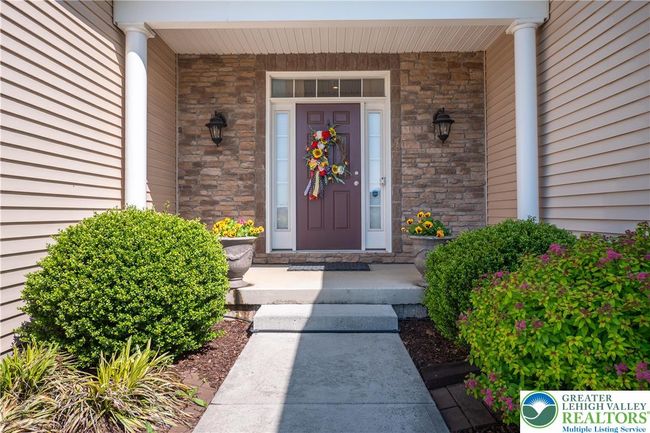 222 Danbury Dr, House other with 3 bedrooms, 3 bathrooms and null parking in Nazareth PA | Image 7