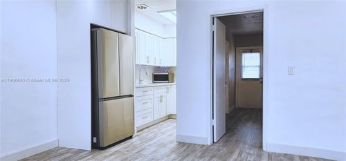 apt-14-2901 Polk St, Hollywood, FL, 33020-4247 | Card Image