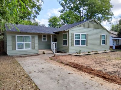 1432 Sheppard Street, House other with 3 bedrooms, 1 bathrooms and null parking in Waco TX | Image 2