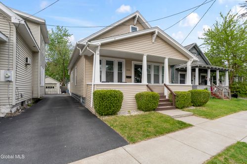 106 Lark St, Scotia, NY, 12302-1508 | Card Image