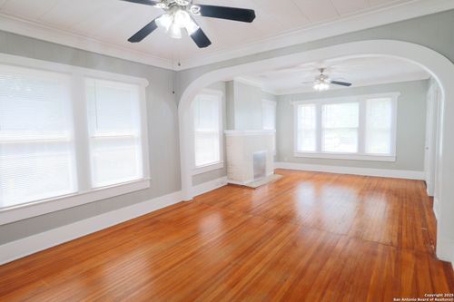 1026 Kayton Ave, San Antonio, TX, 78210-3793 | Card Image
