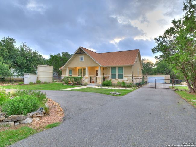 5290 Spring Branch Rd, House other with 3 bedrooms, 2 bathrooms and null parking in Spring Branch TX | Image 7