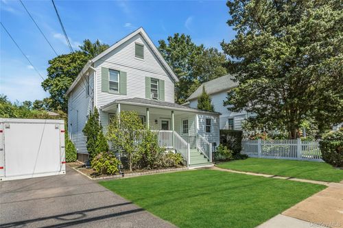 66 Tooker Ave, Oyster Bay, NY, 11771-2904 | Card Image