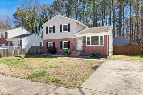 220 Chickamauga Pike, Hampton, VA, 23669 | Card Image