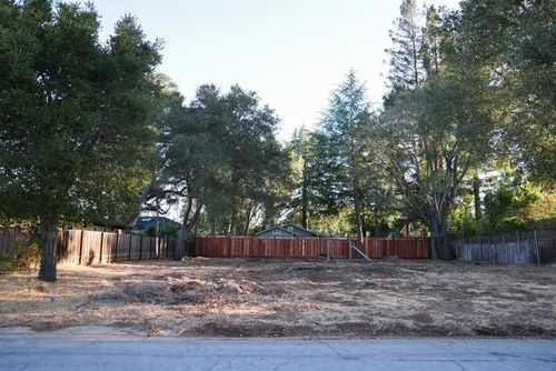 433 Patrick Way, Los Altos, CA, 94022-1636 | Card Image