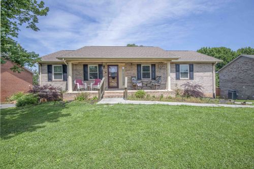 2117 Raulston View Dr, Maryville, TN, 37803-2873 | Card Image