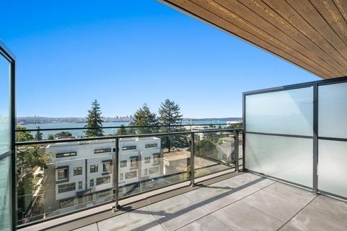 655-422 E 3rd St, North Vancouver, BC, V7L | Card Image