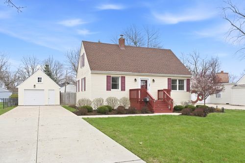 22 S Westlawn Avenue, Aurora, IL, 60506 | Card Image