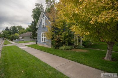 290 Walnut Street, House other with 4 bedrooms, 2 bathrooms and 2 parking in Idaho Falls ID | Image 3