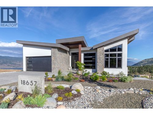 18657 Mckenzie Crt, Summerland, BC, V0H1Z3 | Card Image