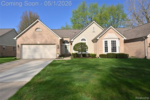 44153 Dylan, Sterling Heights, MI, 48314-1980 | Card Image
