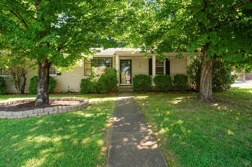 604 Meadow Lane Dr, Nashville, TN, 37221-1604 | Card Image