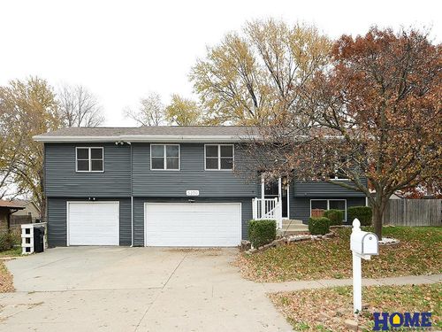 5200 Tipperary Trl, Lincoln, NE, 68512-1459 | Card Image