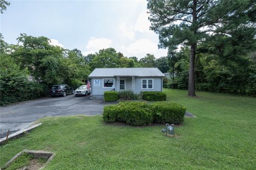 1722 N Gregg Ave, Fayetteville, AR, 72703-2418 | Card Image