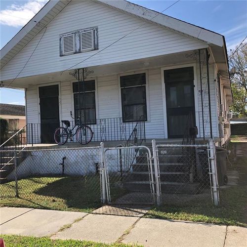 525-527 Monroe Street, Gretna, LA, 70053 | Card Image
