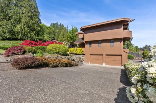 9520 Odin Way, Bothell, WA, 98011-1645 | Card Image