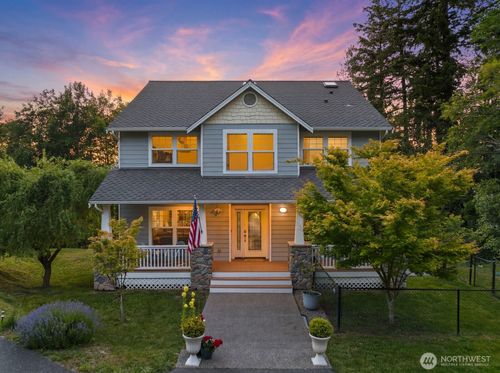 2717 E Lidstrom Hill Rd, Port Orchard, WA, 98366-4808 | Card Image