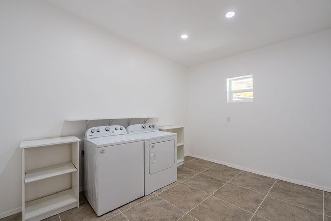 38 Private Drive 1548, House other with 4 bedrooms, 3 bathrooms and 10 parking in Hernandez NM | Image 19