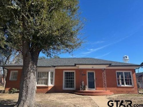 205 N Henry St, Lindale, TX, 75771-3558 | Card Image