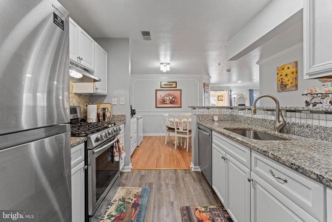 APT-204 - 8099 Lacy Dr, Condo with 2 bedrooms, 2 bathrooms and null parking in MANASSAS VA | Image 7