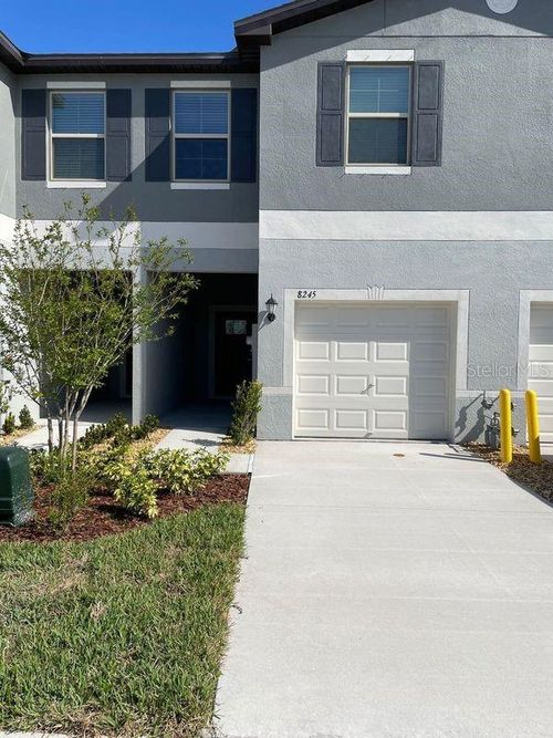 8245 Crescent Oaks Dr, NEW PORT RICHEY, FL, 34655-5544 | Card Image