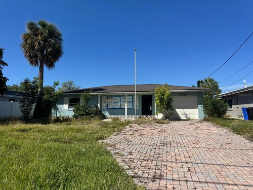 4990 Venetian Blvd Ne, ST PETERSBURG, FL, 33703-4230 | Card Image