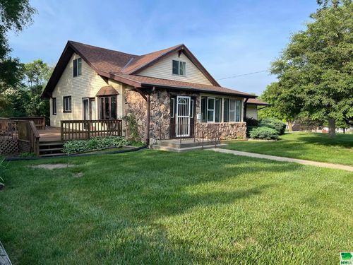 2802 W 5th Street, Sioux City, IA, 51103 | Card Image