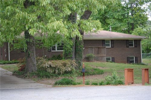 1432 Spring Valley Ln, Stone Mountain, GA, 30087-3152 | Card Image