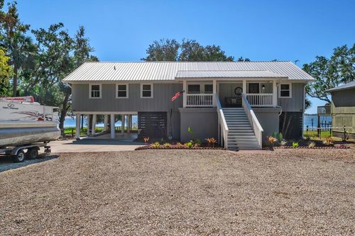 680 Alligator Dr, ALLIGATOR POINT, FL, 32346 | Card Image