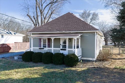 114 Emile St, Lansing, KS, 66043-1354 | Card Image