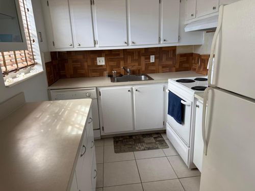 192 Waltham H, West Palm Beach, FL, 33417-6934 | Card Image