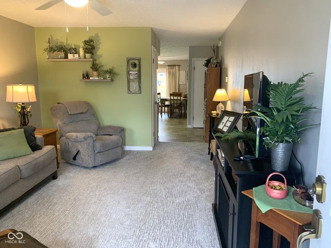 2715 Prosperity Dr, Condo with 2 bedrooms, 1 bathrooms and null parking in Columbus IN | Image 4