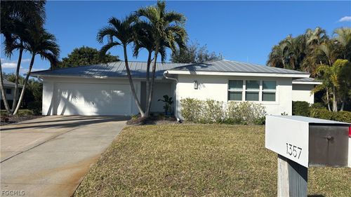 1357 Kingswood Ct, FORT MYERS, FL, 33919-1927 | Card Image