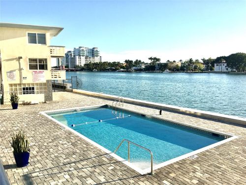 230-6484 Indian Creek, Miami Beach, FL, 33141 | Card Image