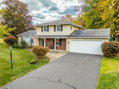 1 Cypress Cir, Fairport, NY, 14450-2211 | Card Image