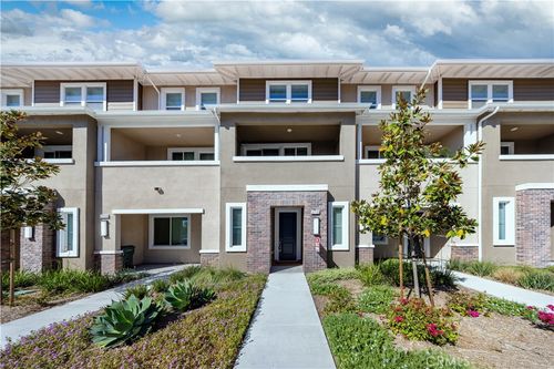 2715 Erebus Ct, Pomona, CA, 91767-2123 | Card Image