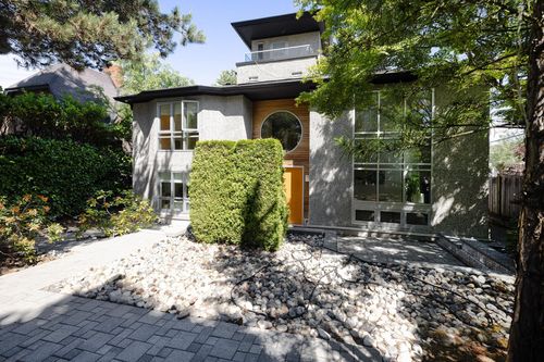 4888 Trafalgar St, Vancouver, BC, V6L2M9 | Card Image