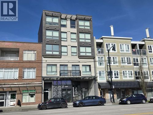 2551 Kingsway, Vancouver, BC, V5R5H3 | Card Image