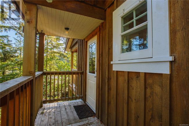 225 Boardwalk Blvd, House other with 2 bedrooms, 1 bathrooms and 2 parking in Ucluelet BC | Image 9